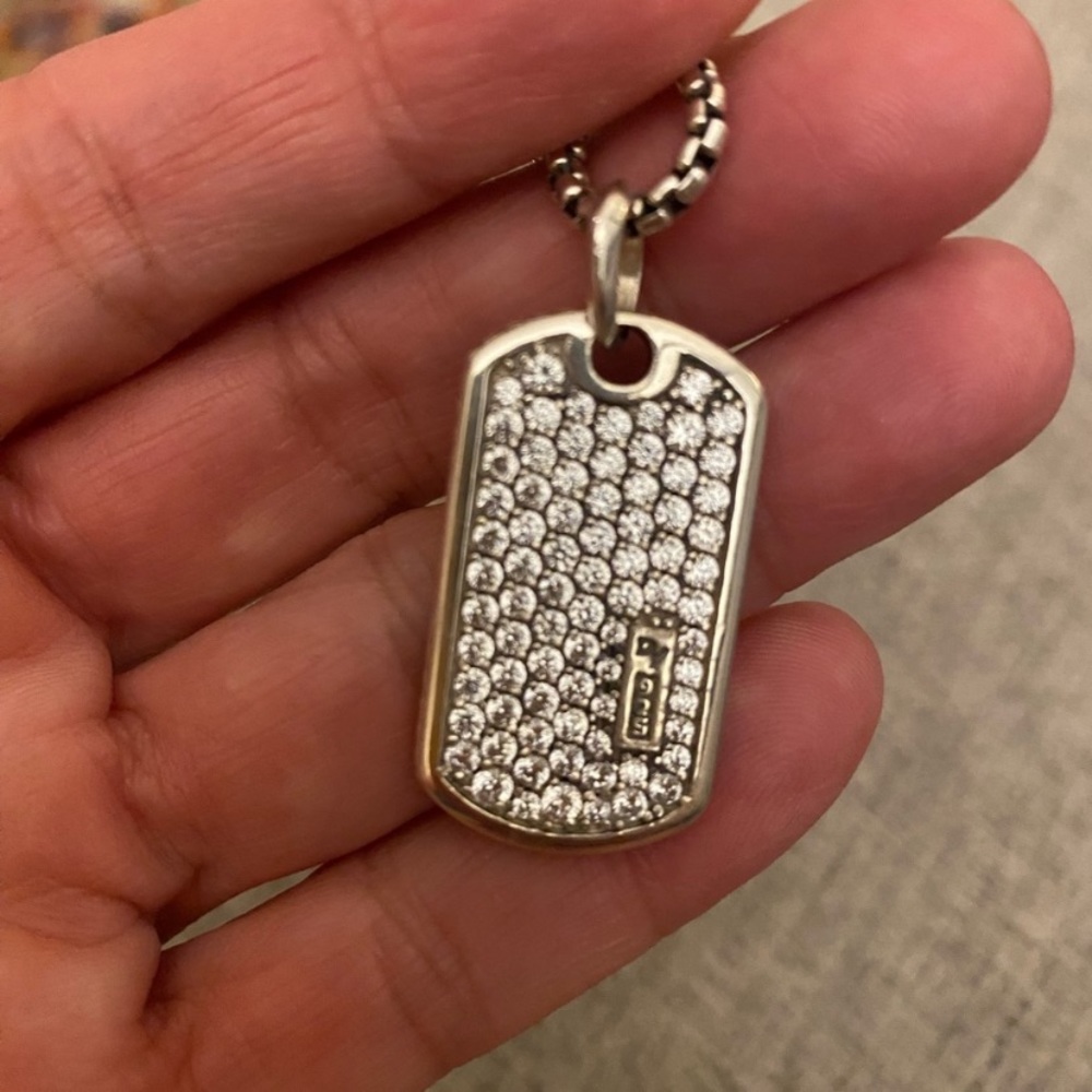 DY rare dog tag necklace